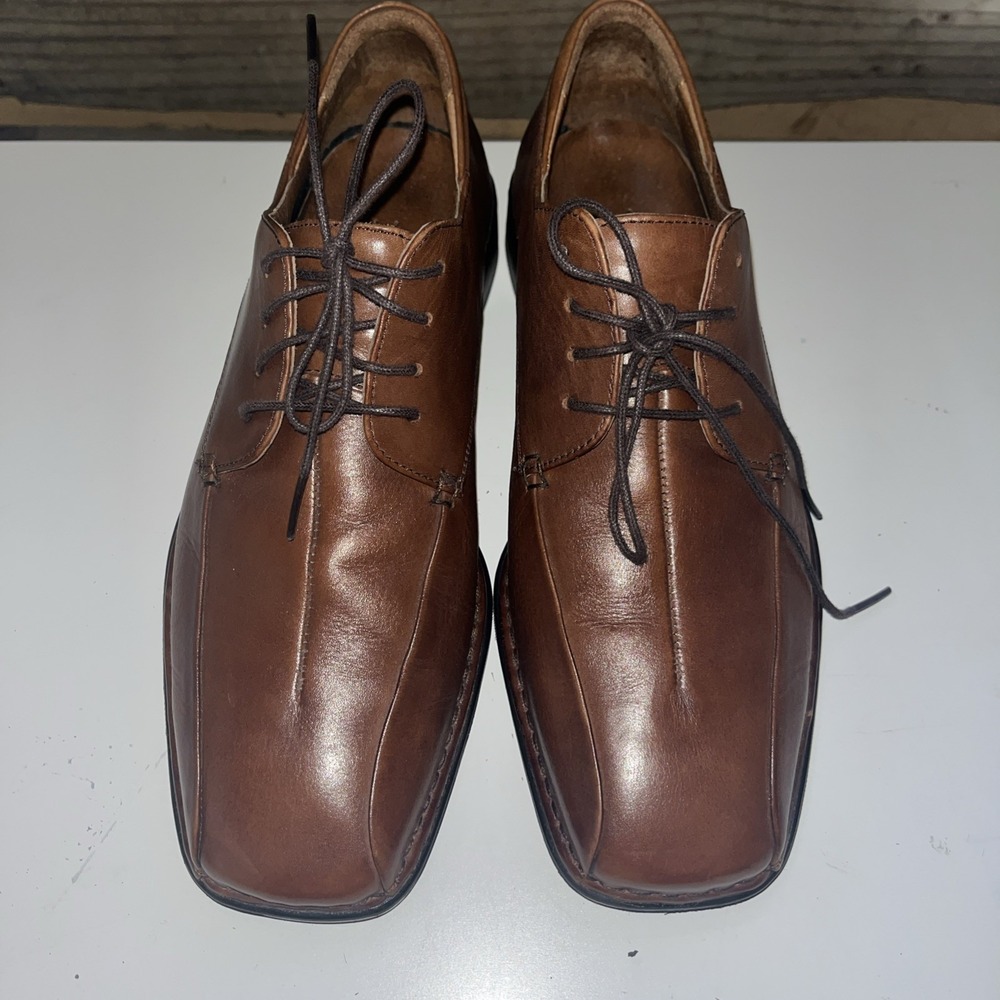 Rockport mens dress shoe brown size 8M leather upper tie Square Toe
